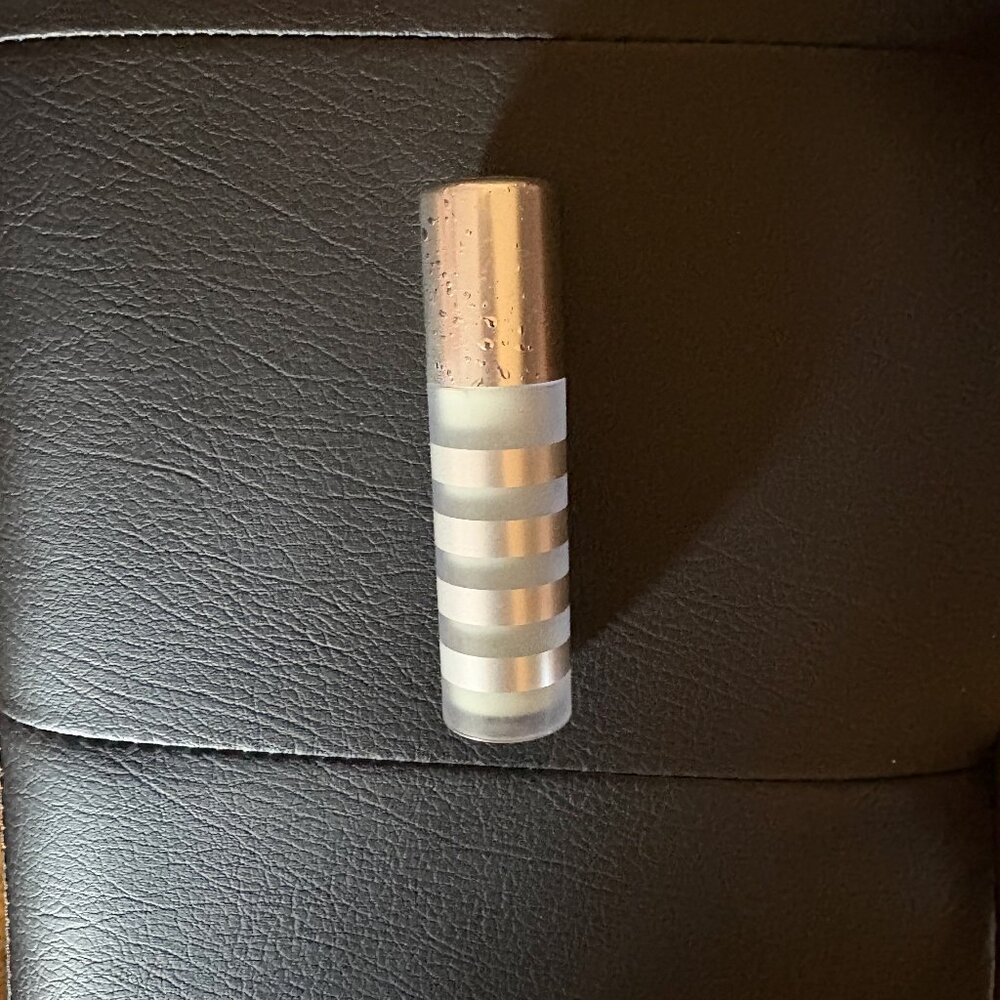 Gently used Fitglow beauty color corrector